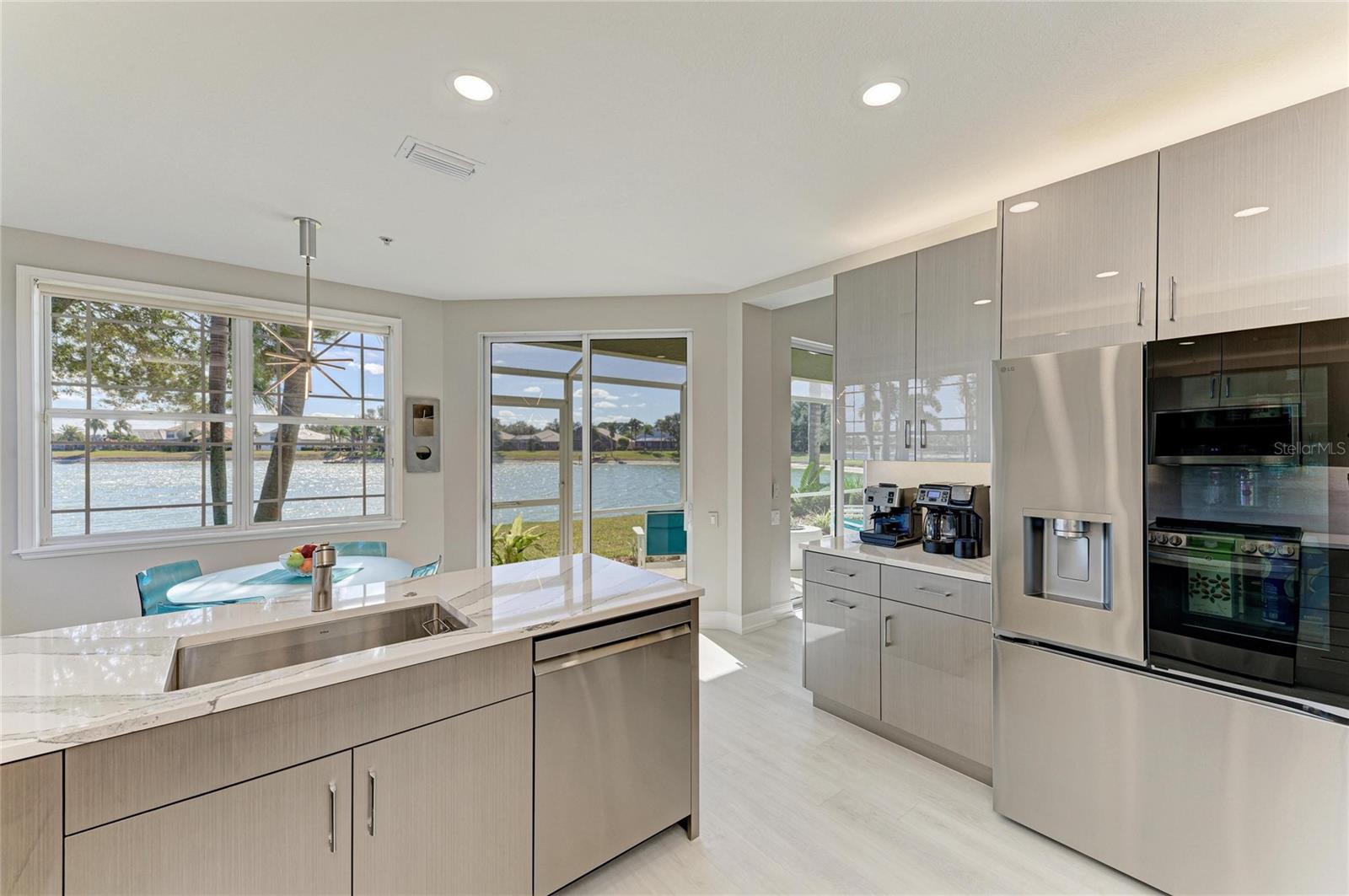 Image 12 of 51 For 6527 Moorings Point Circle 101