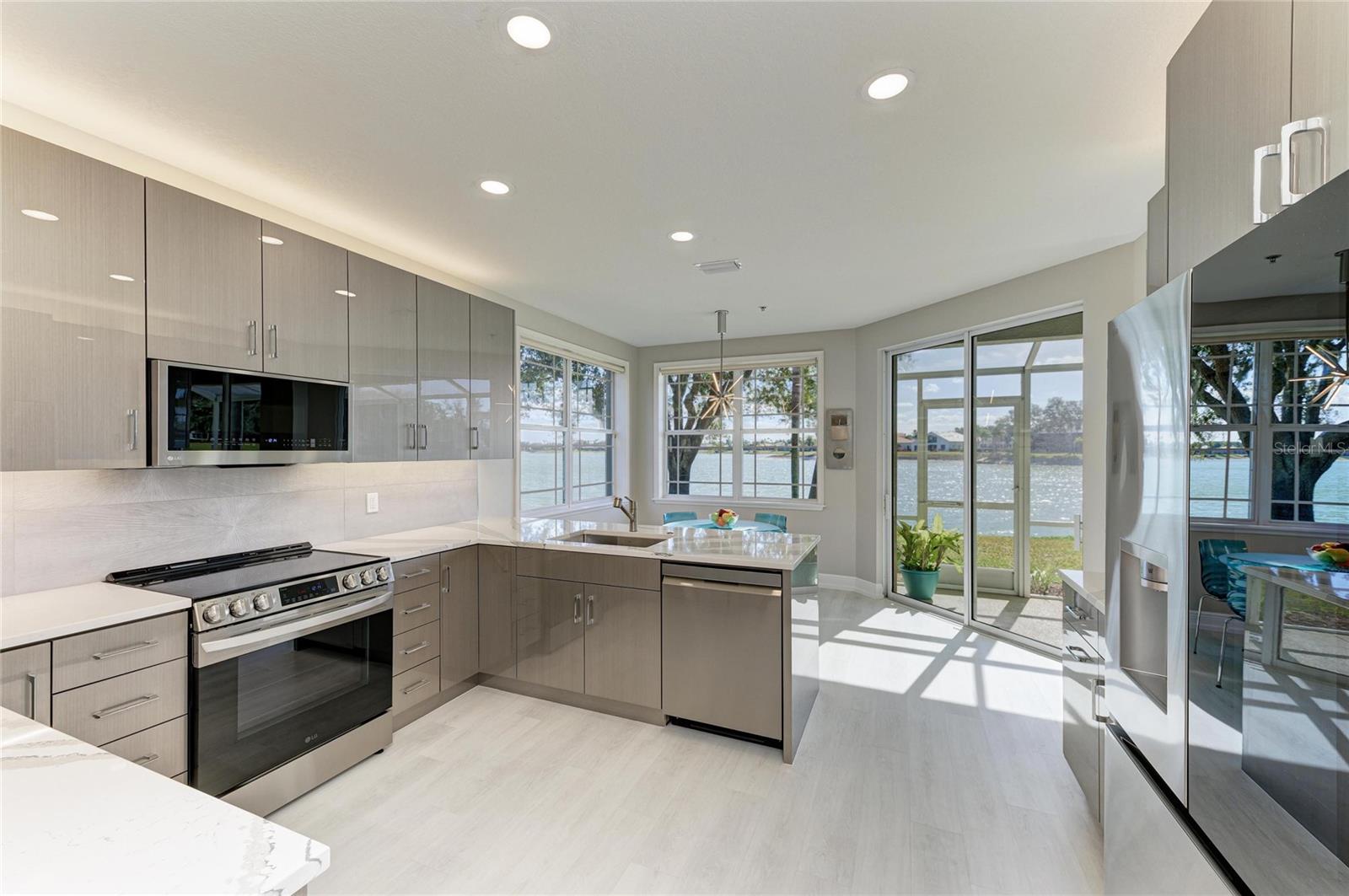 Image 15 of 51 For 6527 Moorings Point Circle 101