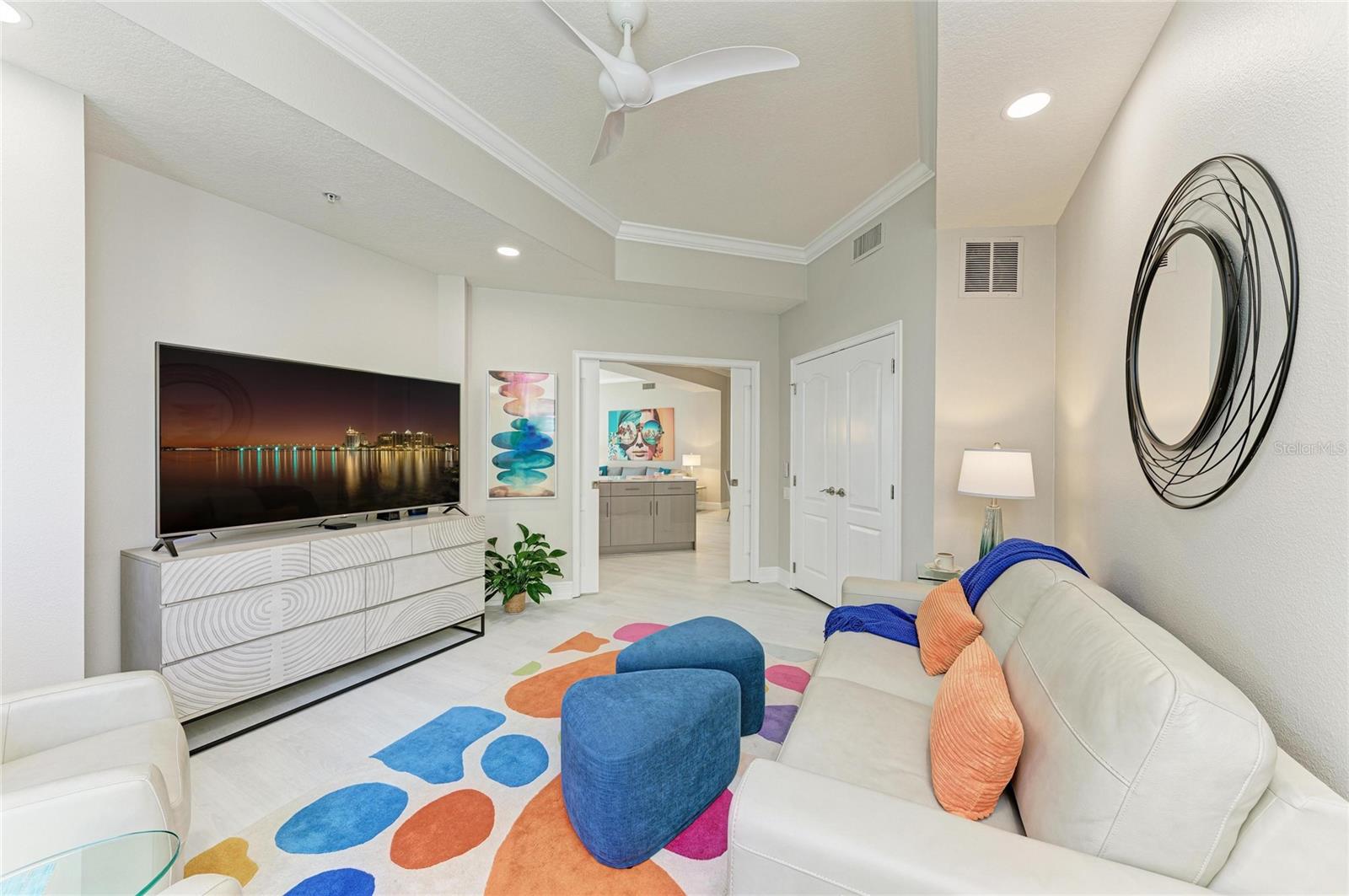 Image 18 of 51 For 6527 Moorings Point Circle 101