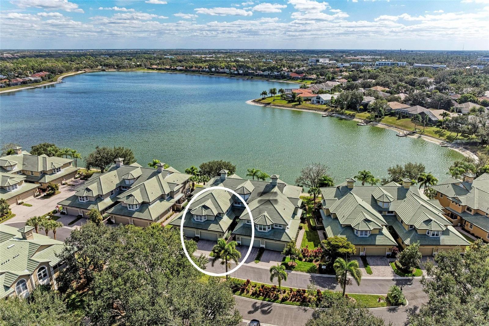 Image 36 of 51 For 6527 Moorings Point Circle 101