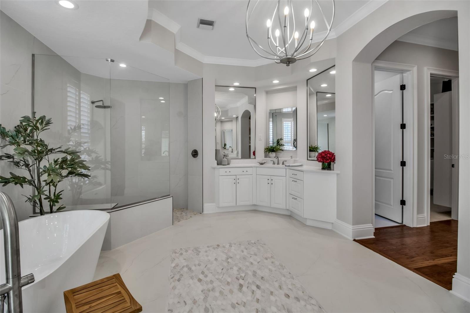 Image 21 of 43 For 6963 Westchester Circle