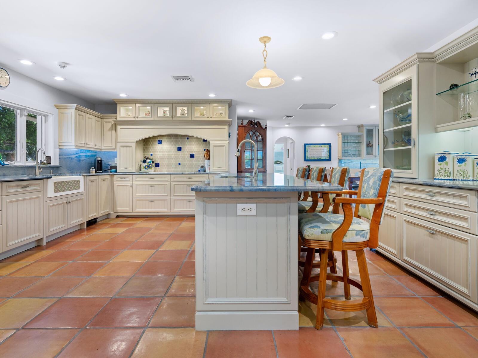 Image 12 of 65 For 3300 Casey Key Road