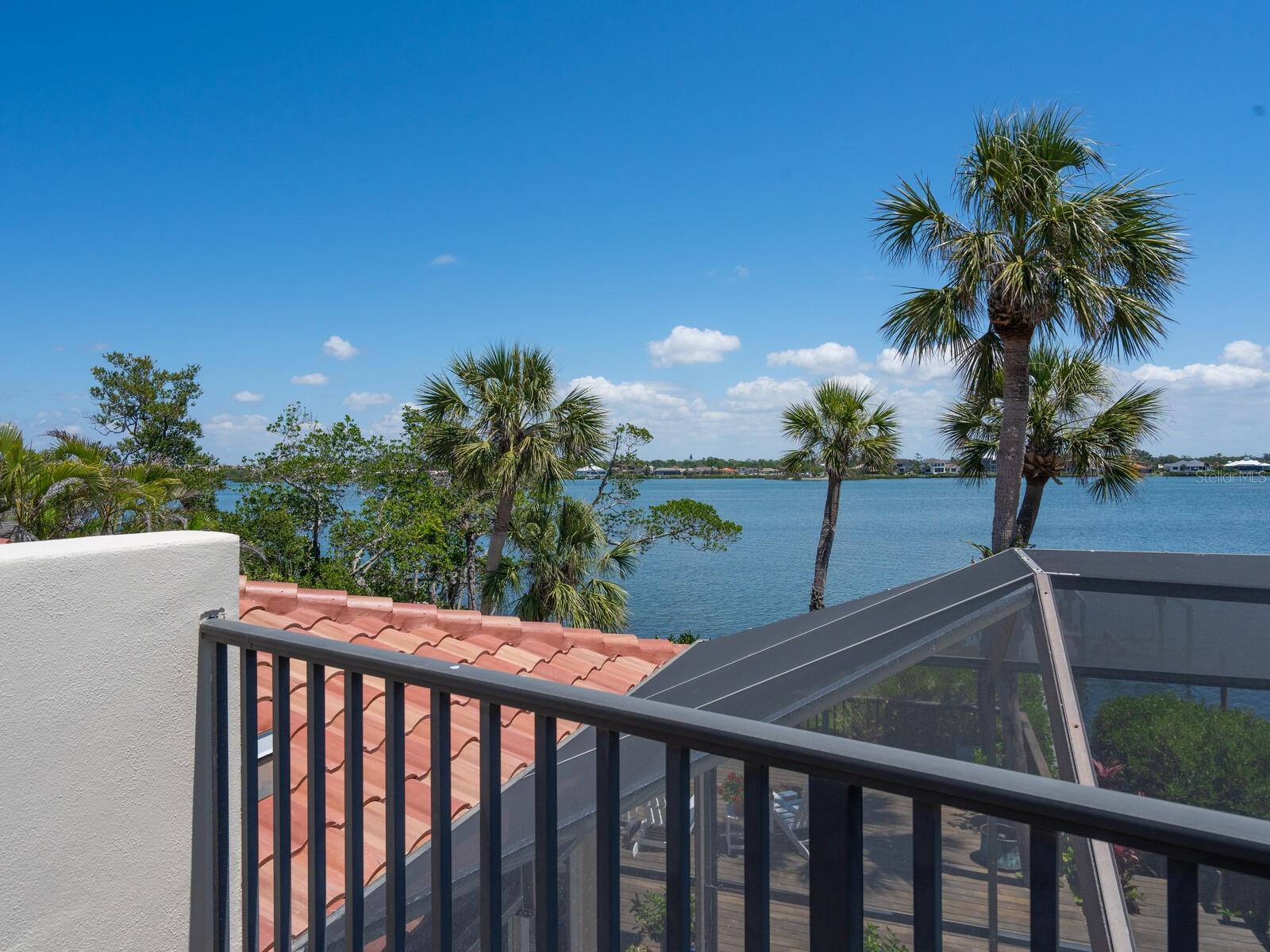 Image 24 of 65 For 3300 Casey Key Road