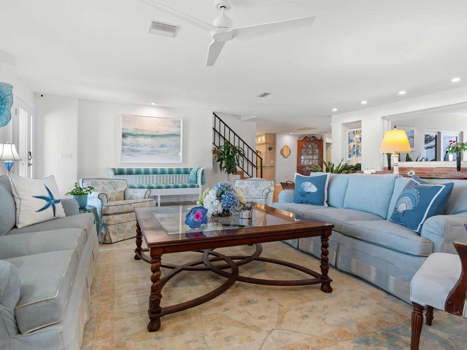 Image 8 of 65 For 3300 Casey Key Road