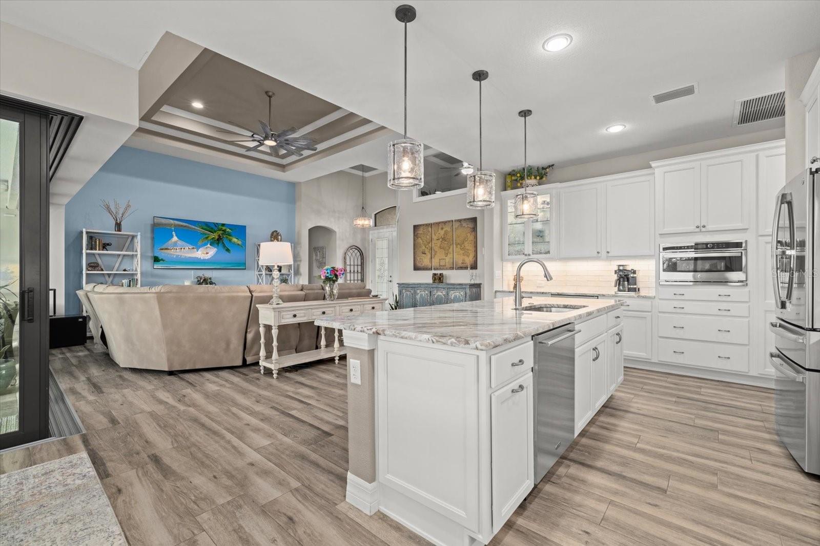 Image 12 of 71 For 15576 Aldama Circle