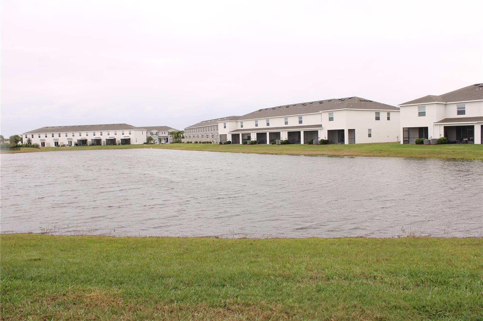 Image 37 of 46 For 17567 Crescent Moon Loop