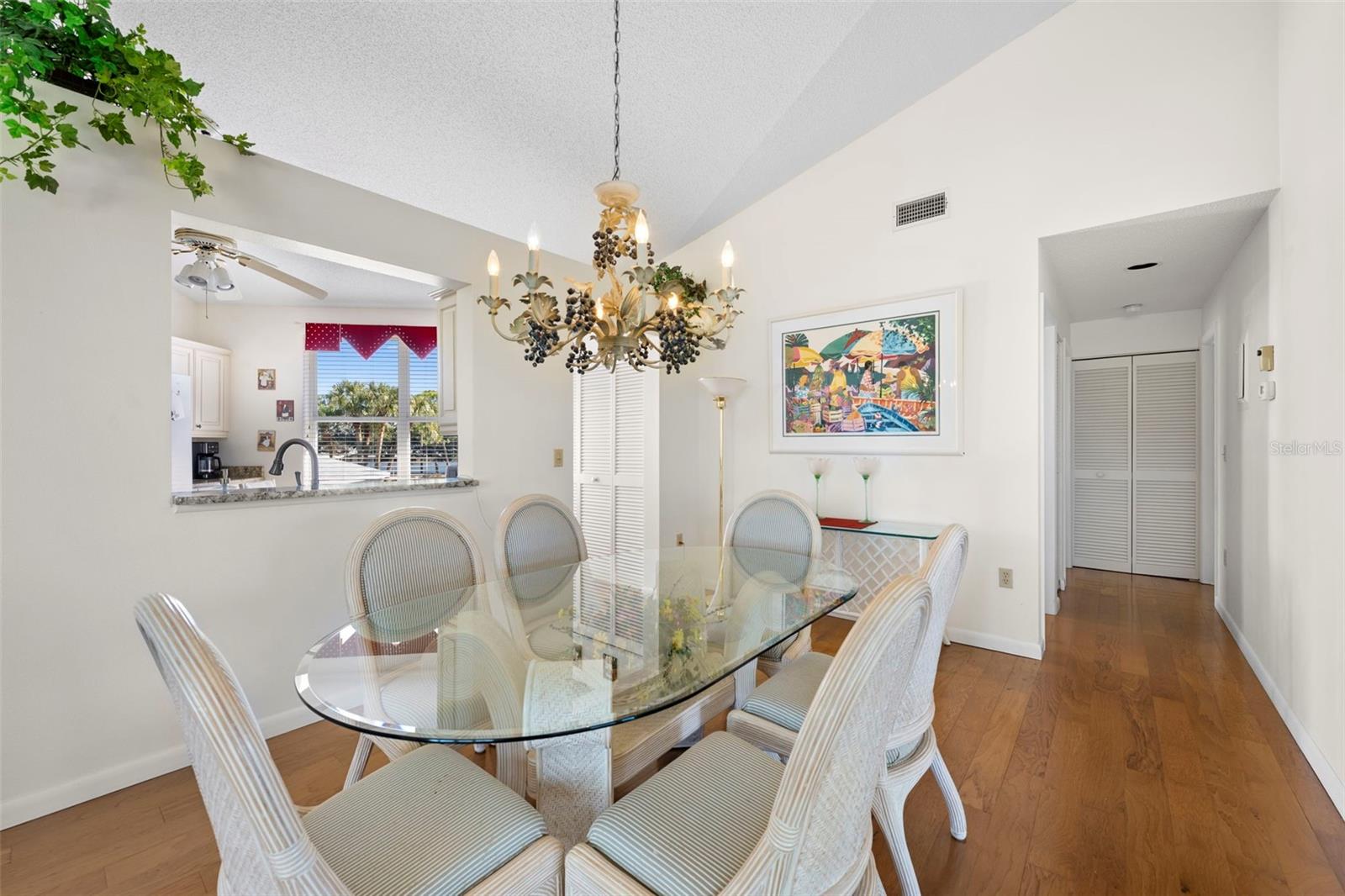 Image 7 of 46 For 4220 Pinebrook Circle 10