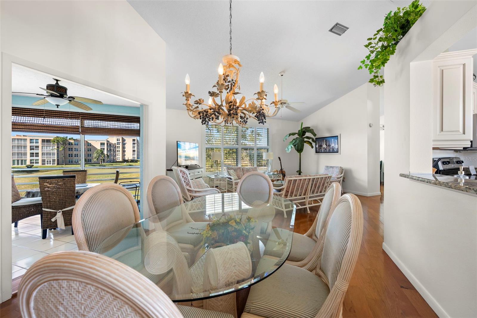 Image 8 of 46 For 4220 Pinebrook Circle 10