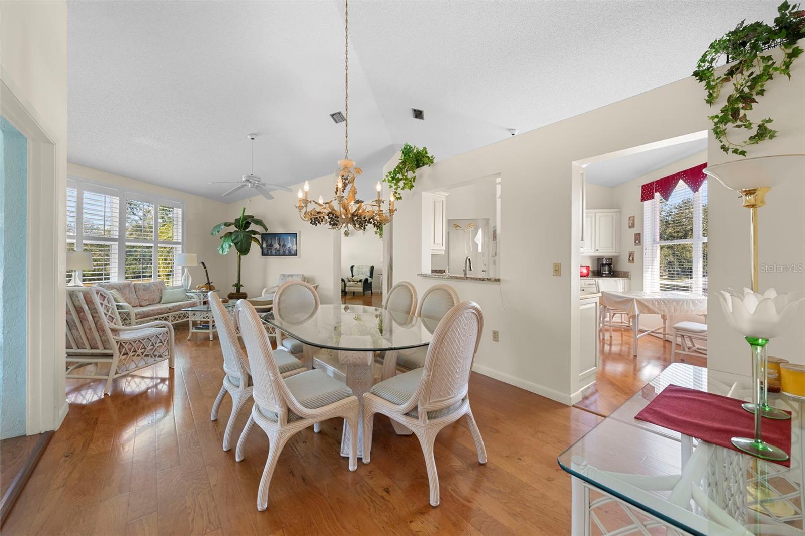 Image 9 of 46 For 4220 Pinebrook Circle 10