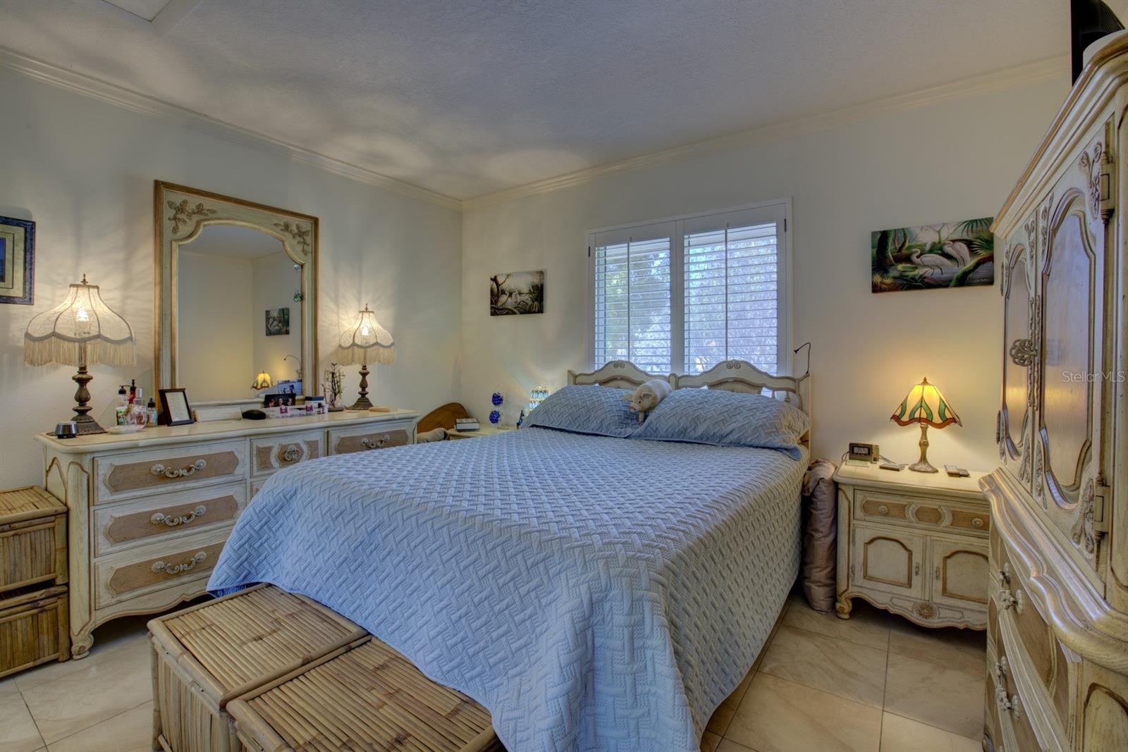 Image 5 of 9 For 115 Airport Avenue E 19