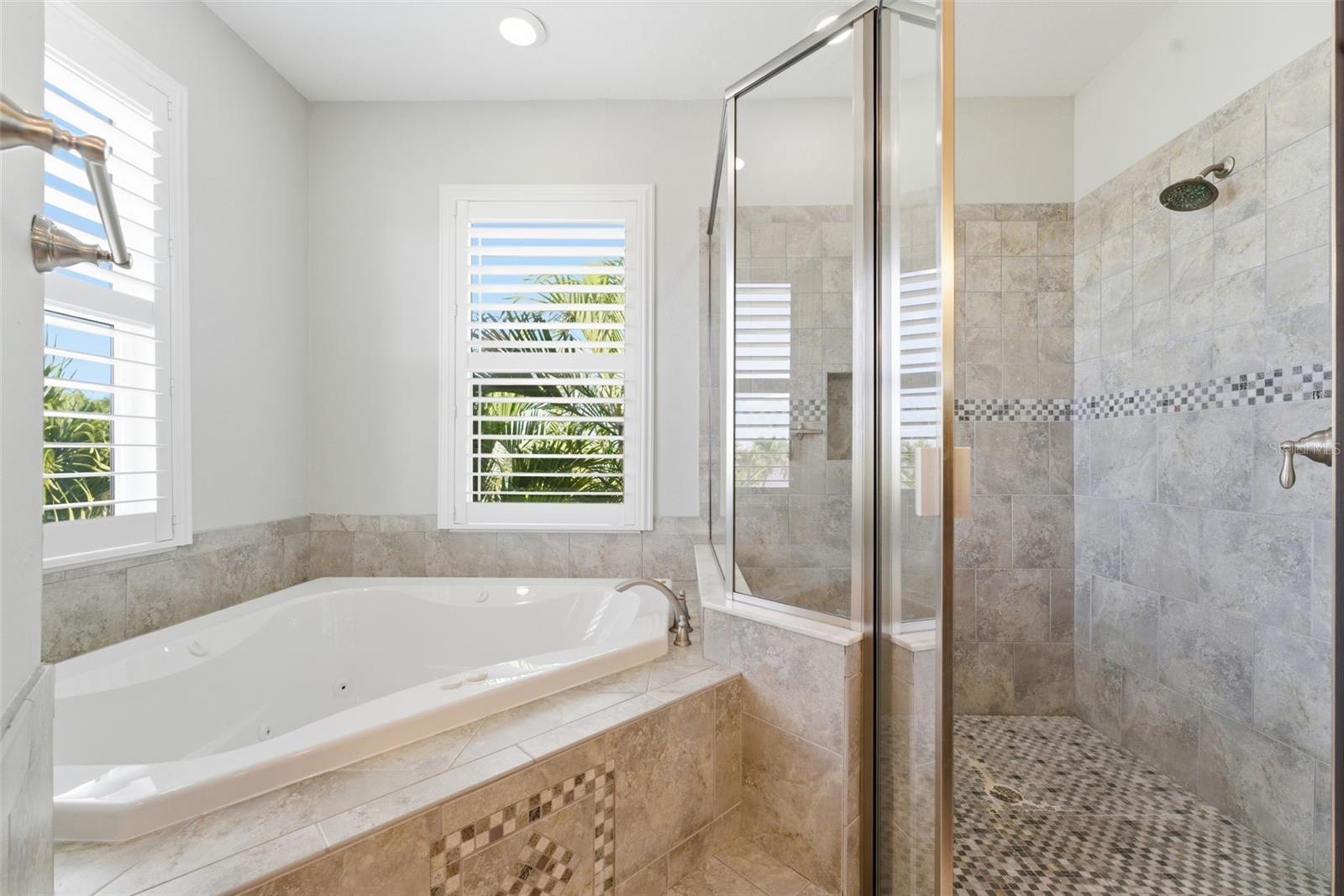 Image 22 of 59 For 12304 Boat Shell Drive