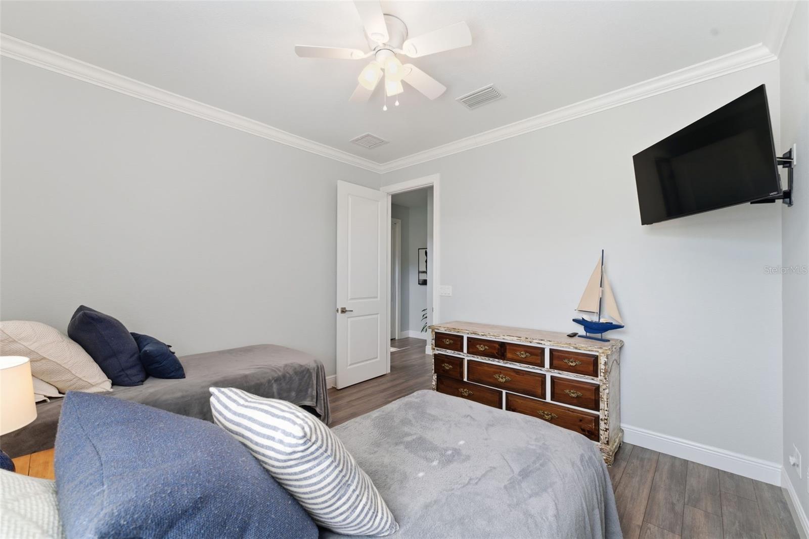 Image 29 of 59 For 12304 Boat Shell Drive