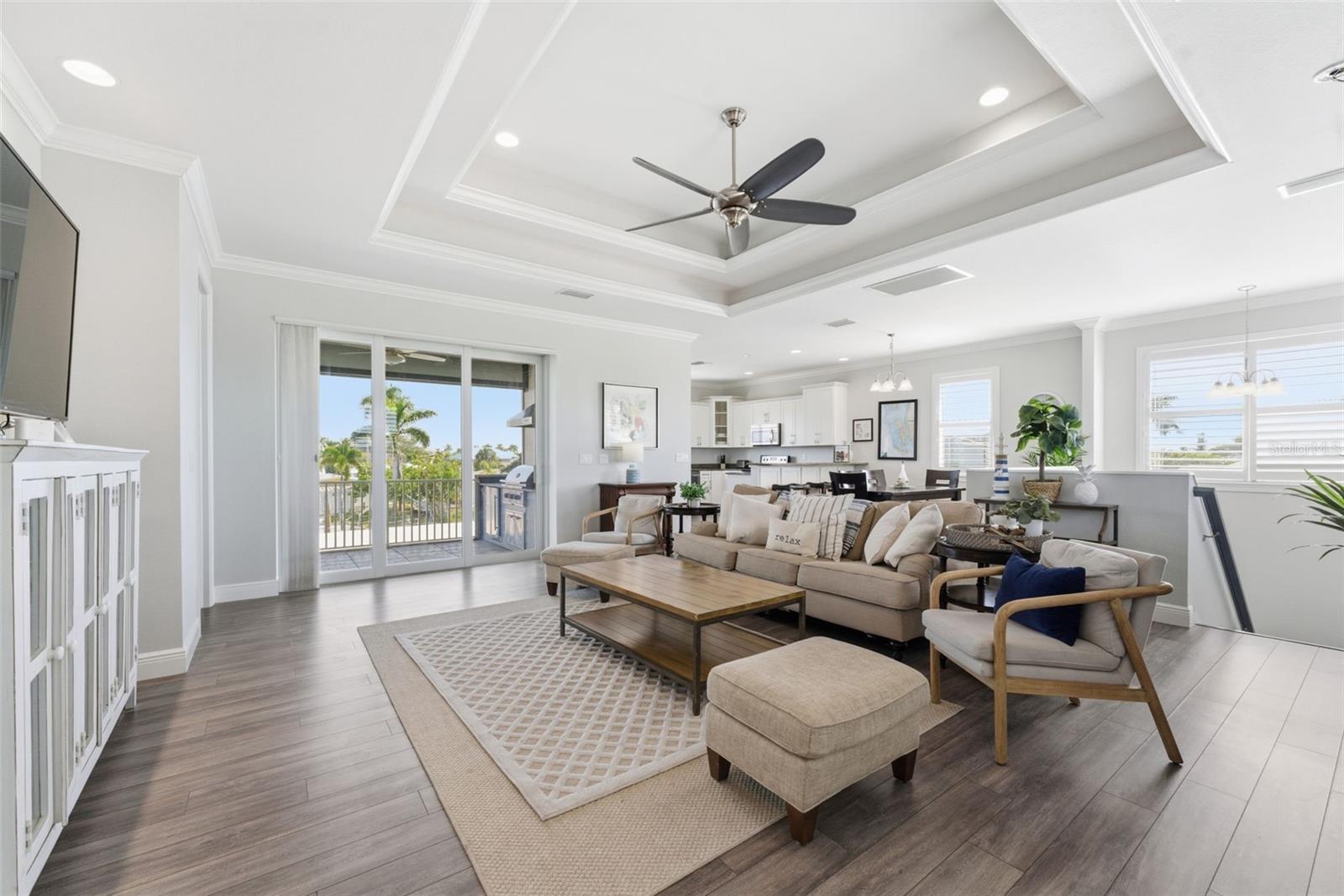 Image 5 of 59 For 12304 Boat Shell Drive