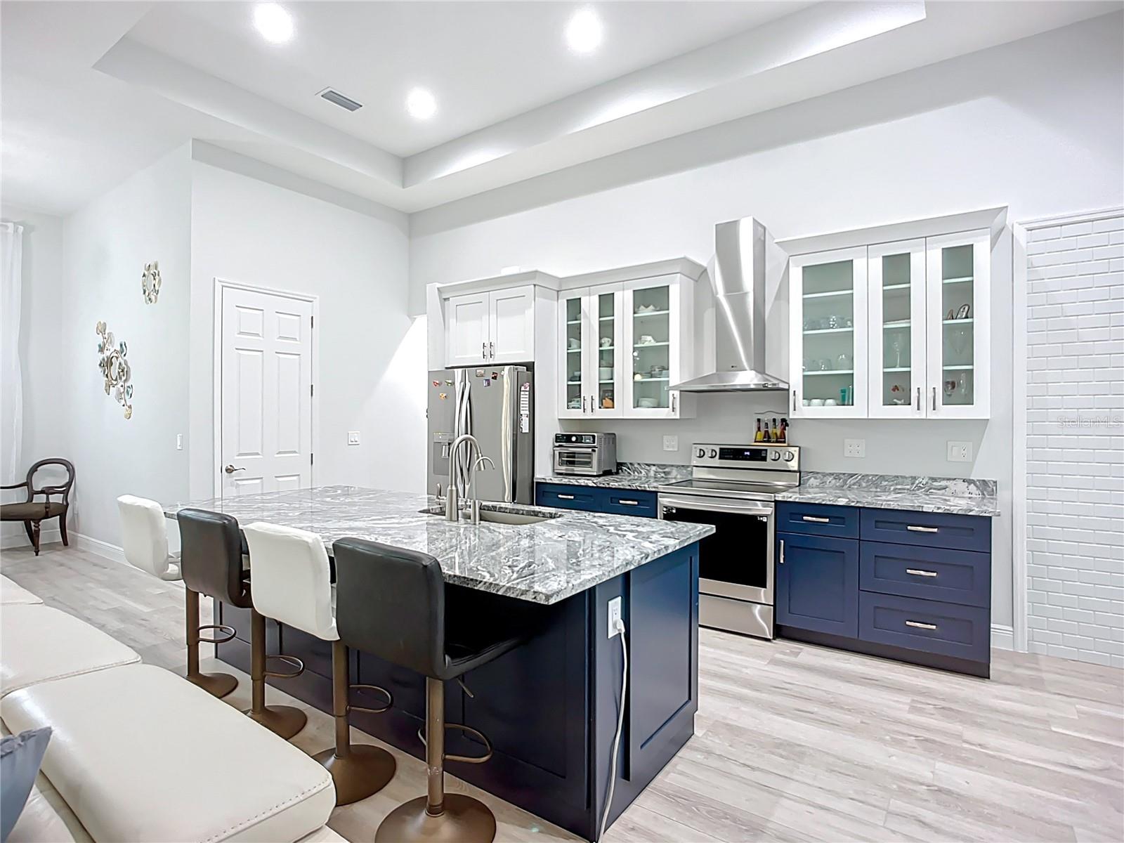 Image 18 of 48 For 11960 De Leon Drive