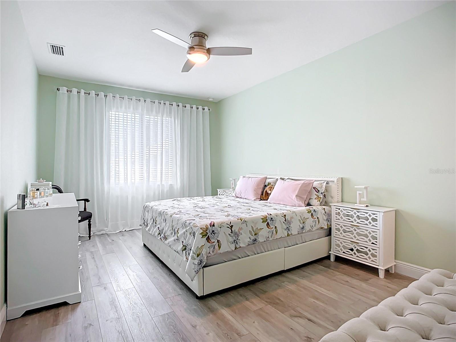 Image 29 of 48 For 11960 De Leon Drive