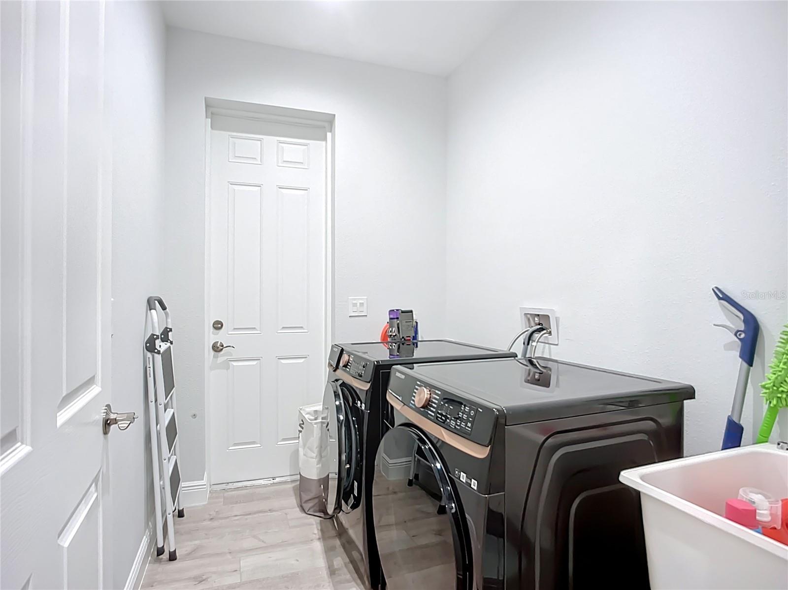 Image 39 of 48 For 11960 De Leon Drive