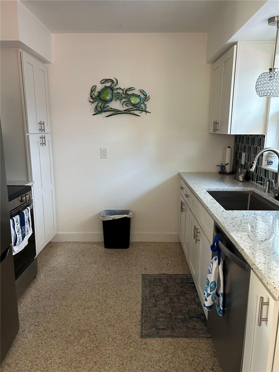 Image 14 of 25 For 13150 3rd Street E