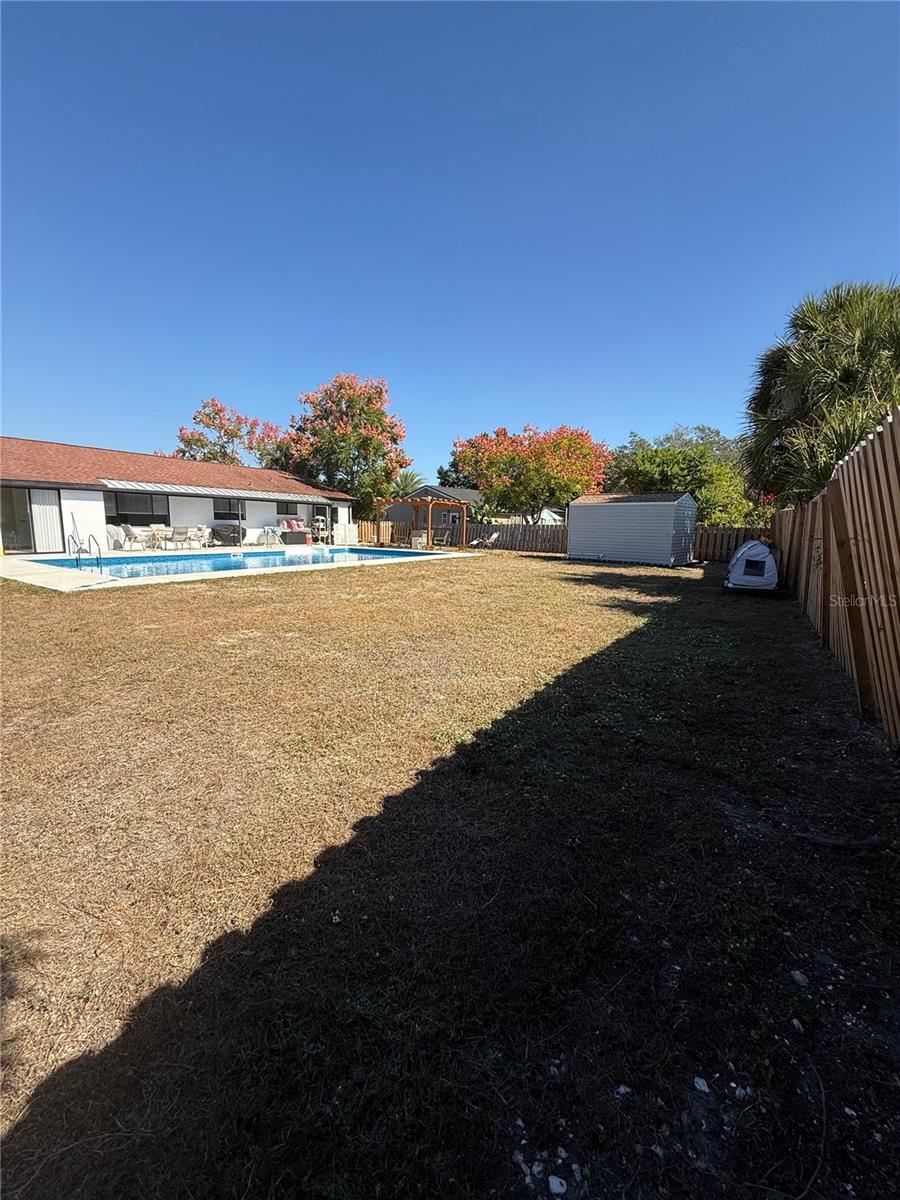 Image 25 of 30 For 8127 Chesebro Avenue