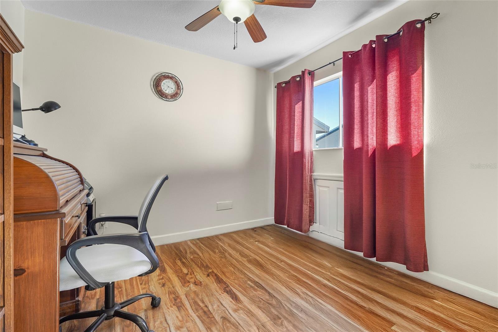 Image 10 of 52 For 1143 Longfellow Road