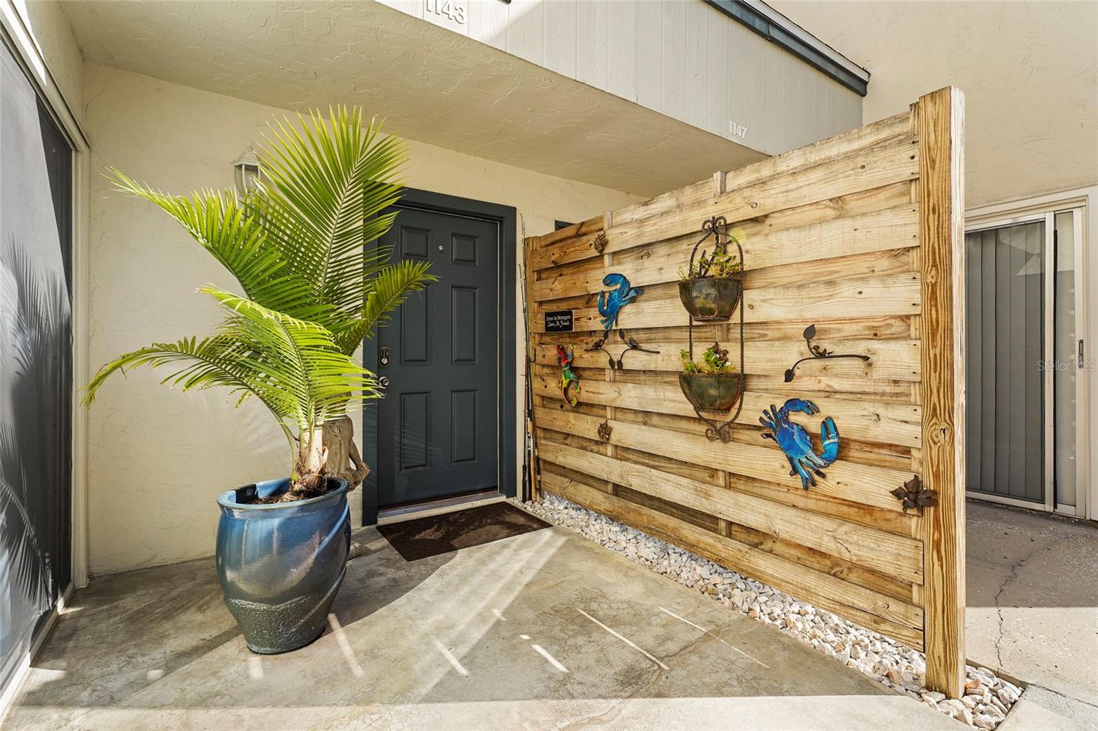 Image 16 of 52 For 1143 Longfellow Road