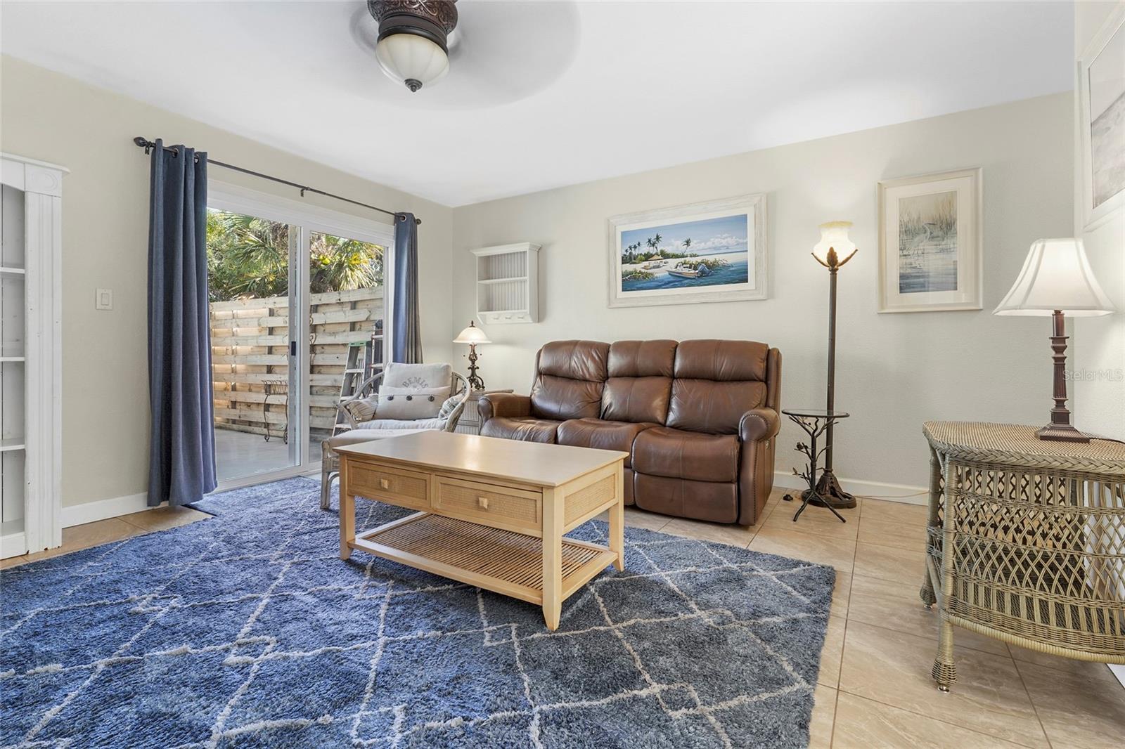 Image 21 of 52 For 1143 Longfellow Road