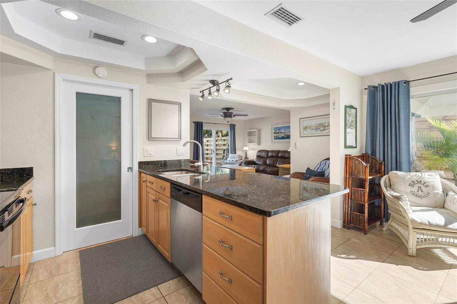 Image 24 of 52 For 1143 Longfellow Road