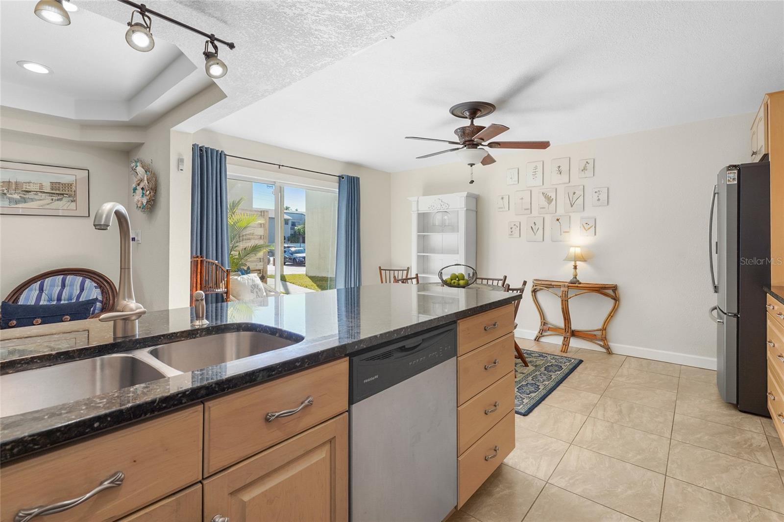 Image 26 of 52 For 1143 Longfellow Road