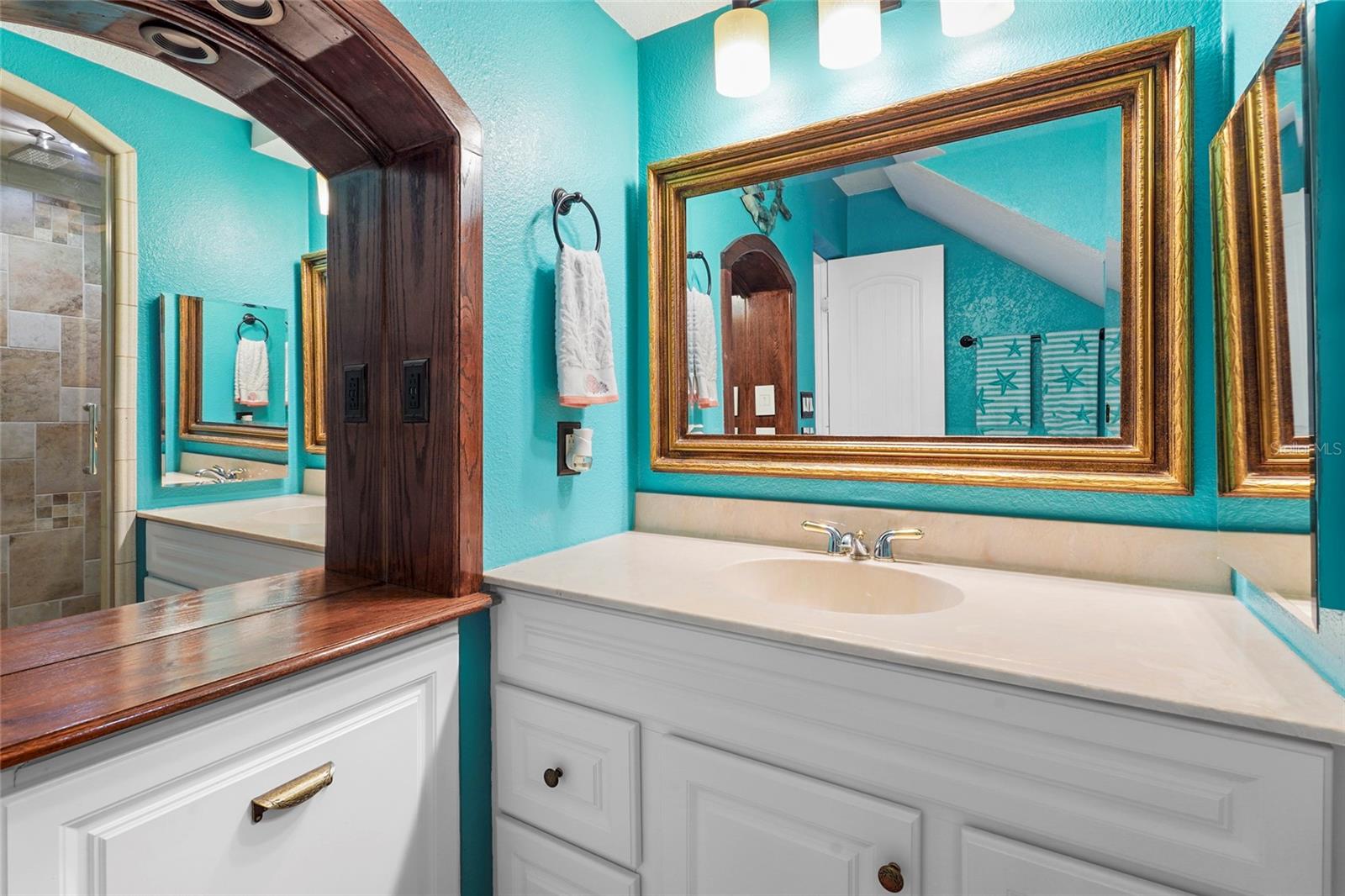 Image 28 of 52 For 1143 Longfellow Road