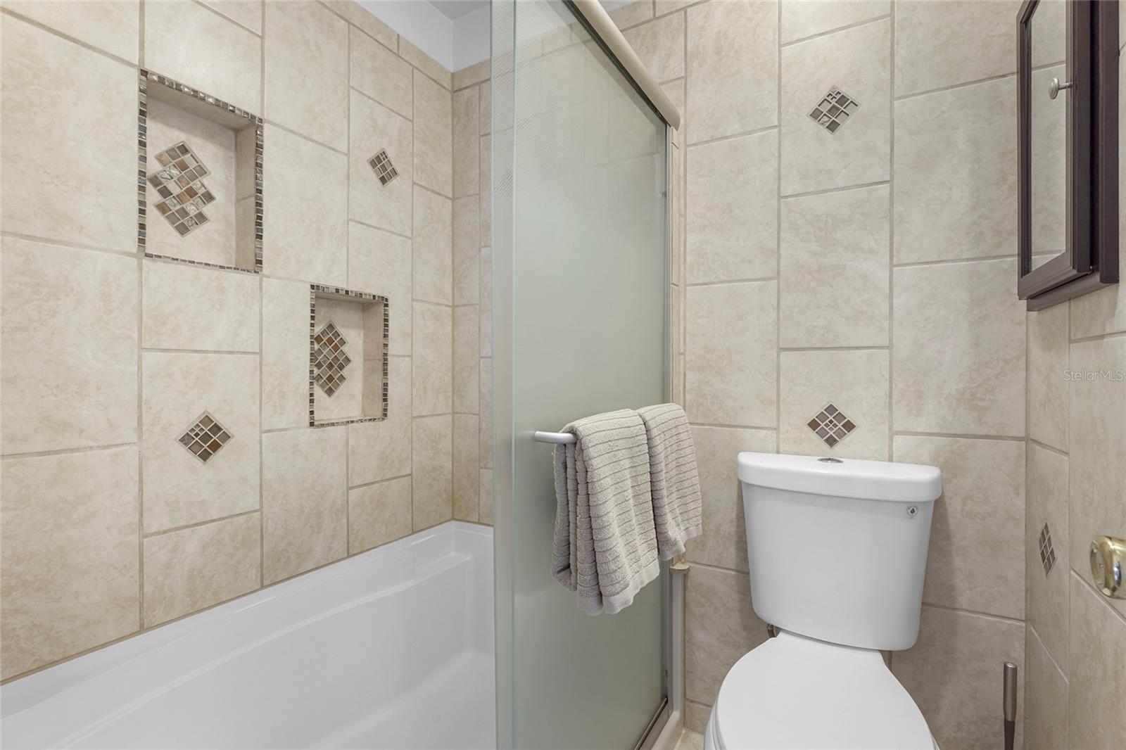 Image 34 of 52 For 1143 Longfellow Road