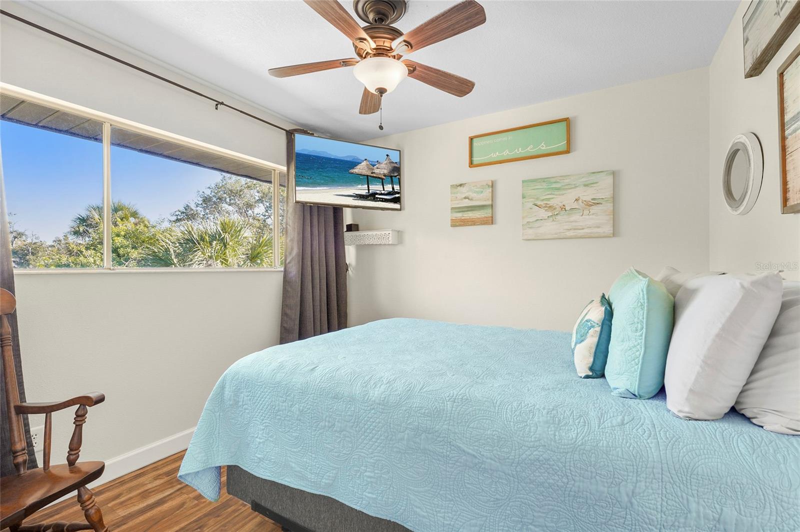 Image 8 of 52 For 1143 Longfellow Road