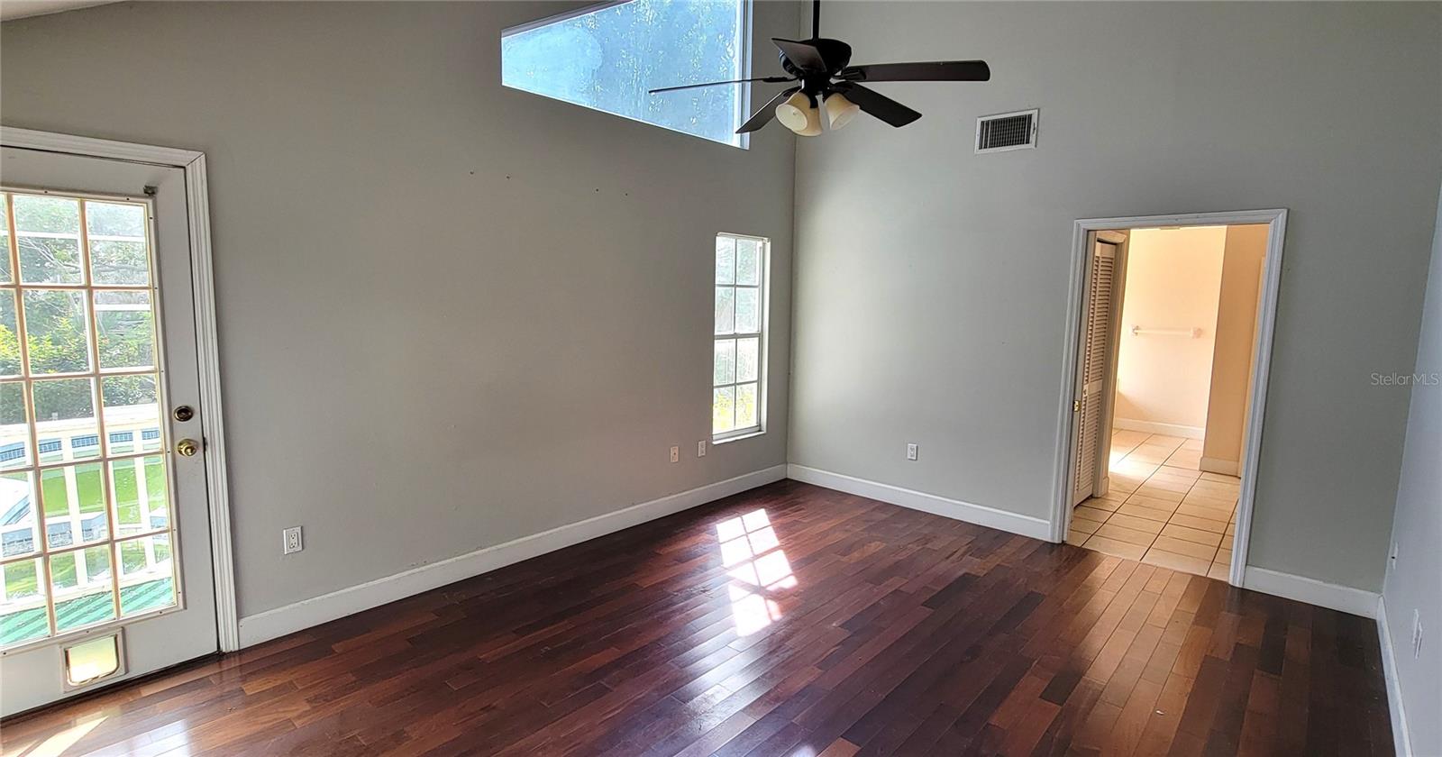 Image 12 of 27 For 4185 Shade Avenue