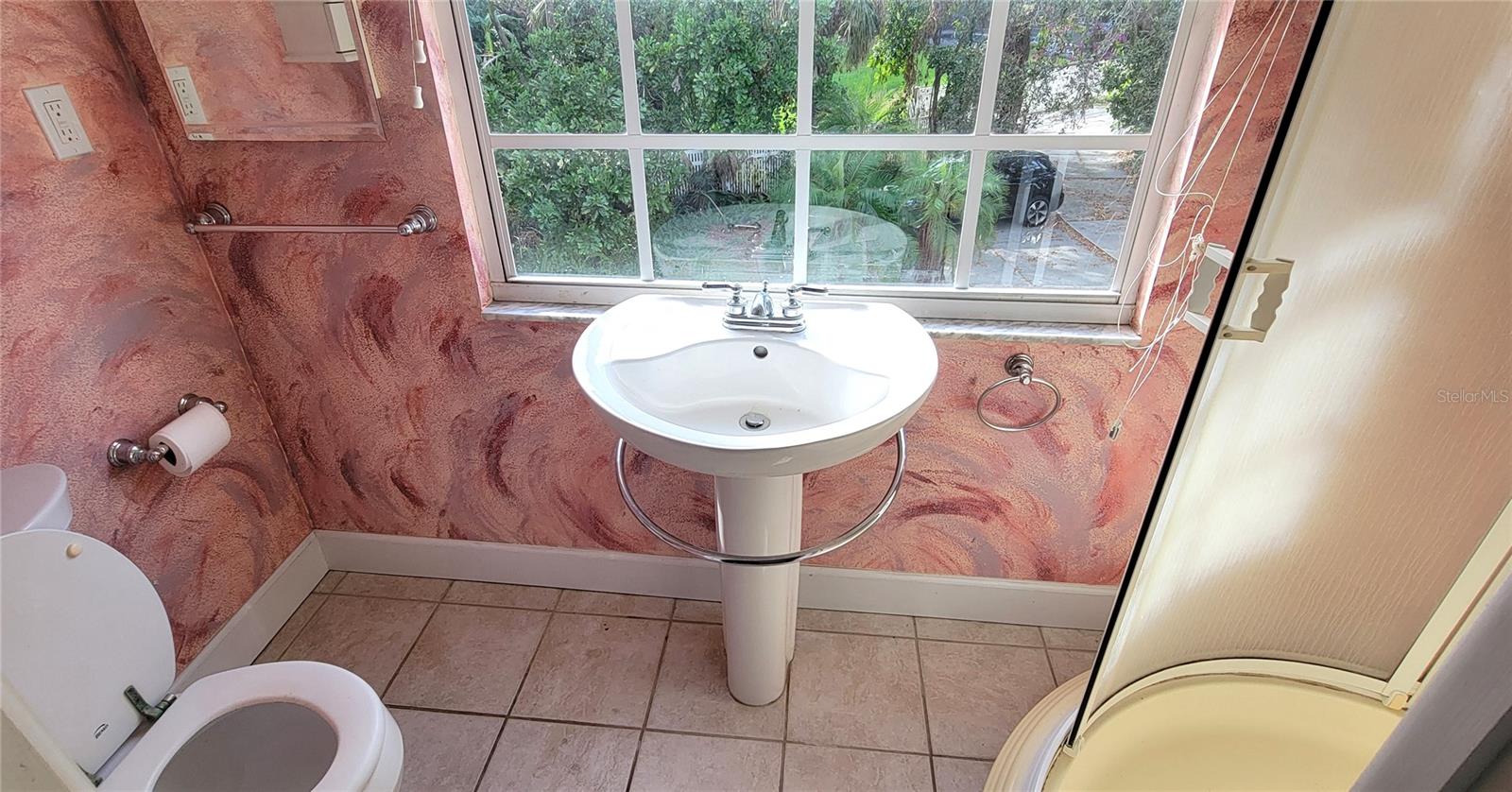 Image 18 of 27 For 4185 Shade Avenue