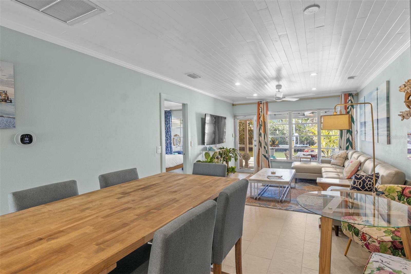 Image 11 of 42 For 26 Seaside Court