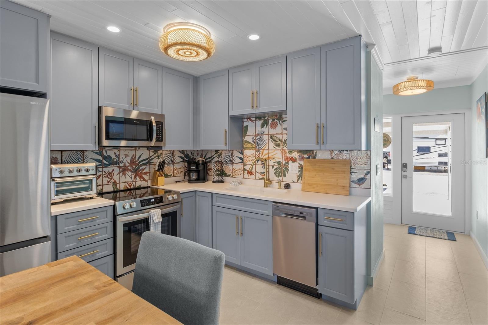 Image 7 of 42 For 26 Seaside Court