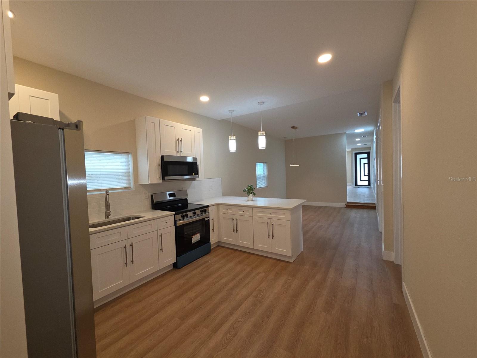 Image 12 of 28 For 2706 17th Avenue