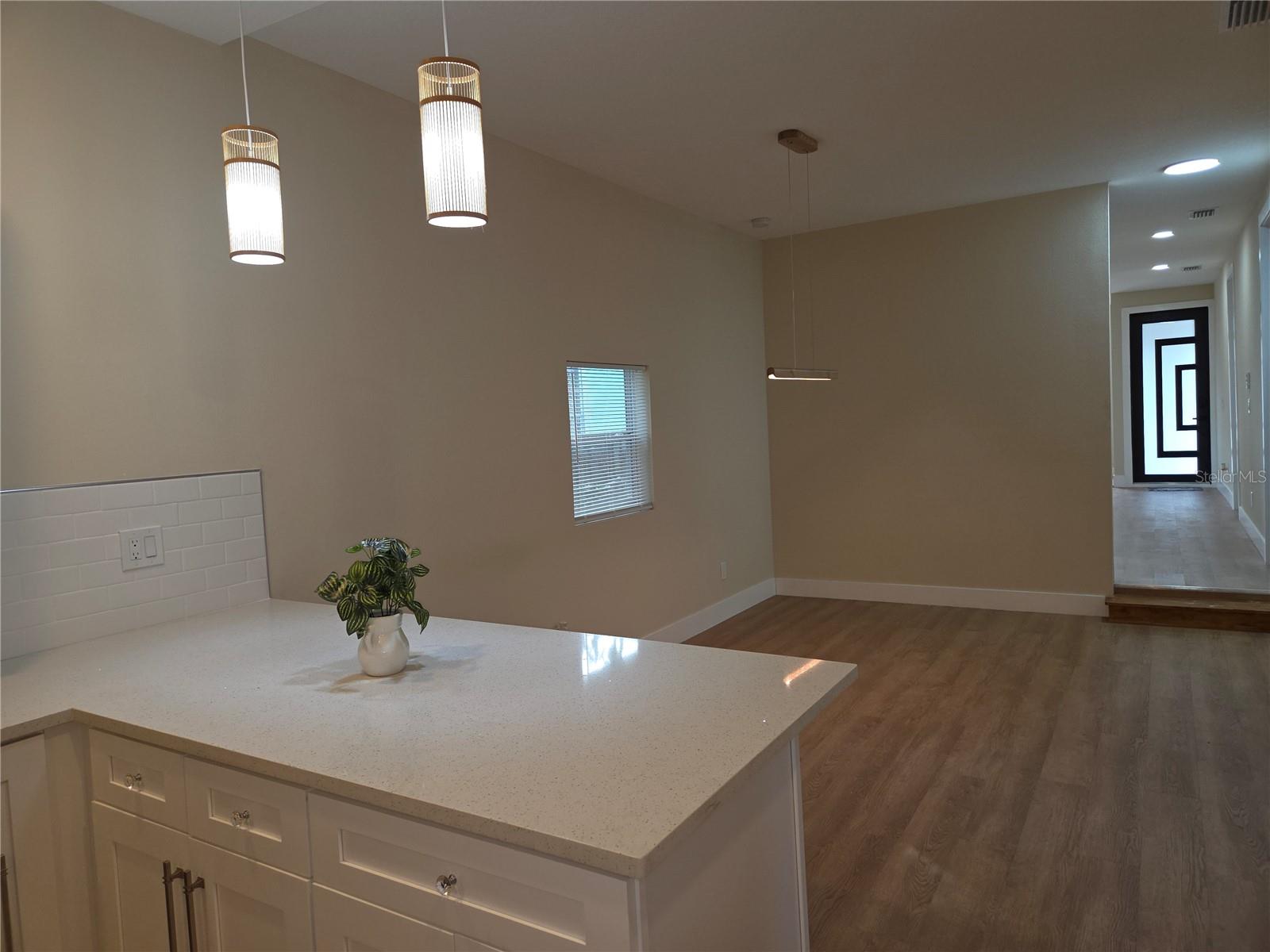 Image 14 of 28 For 2706 17th Avenue