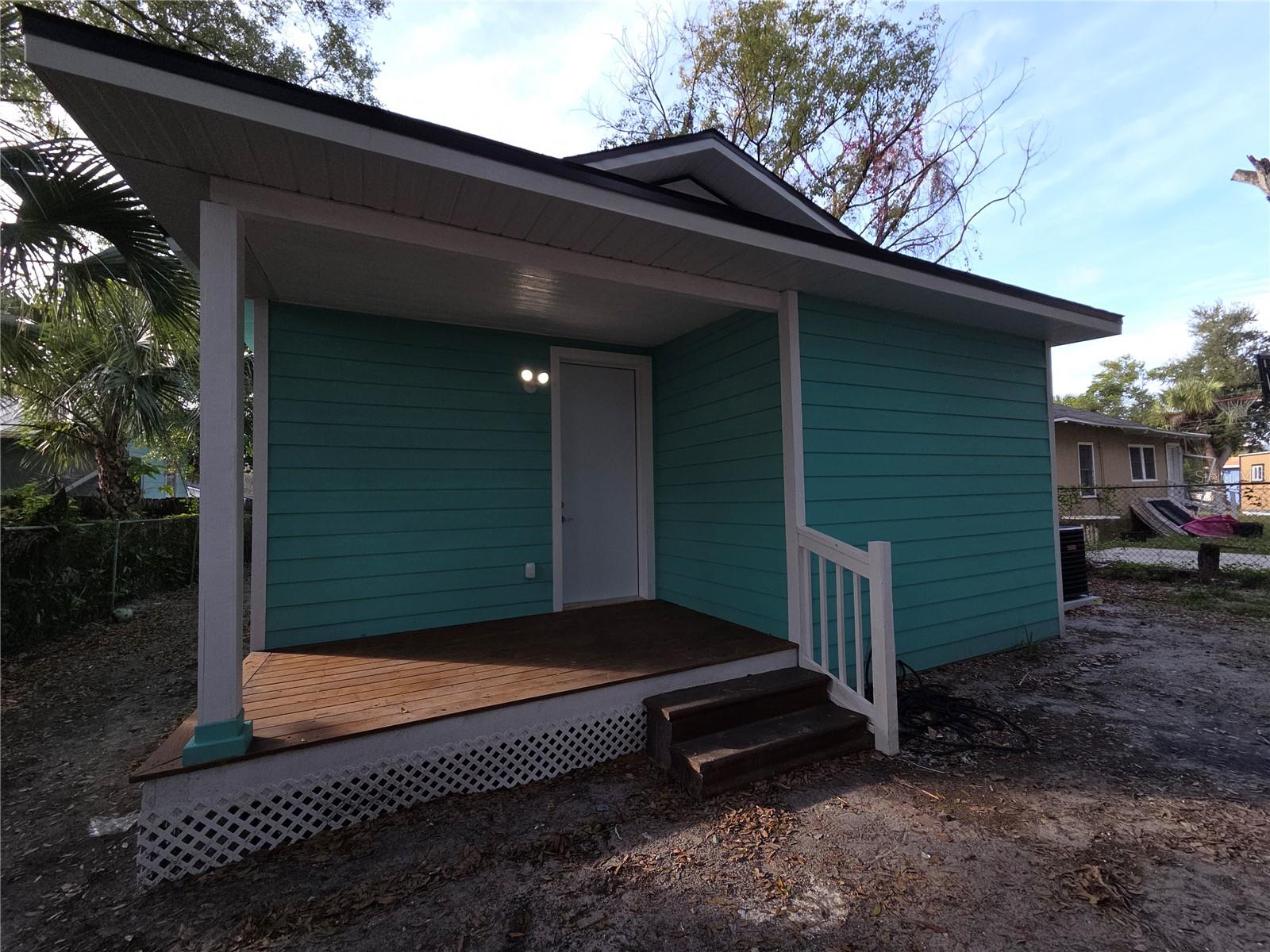 Image 26 of 28 For 2706 17th Avenue