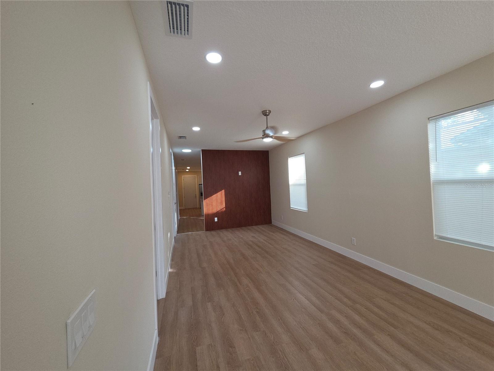 Image 5 of 28 For 2706 17th Avenue