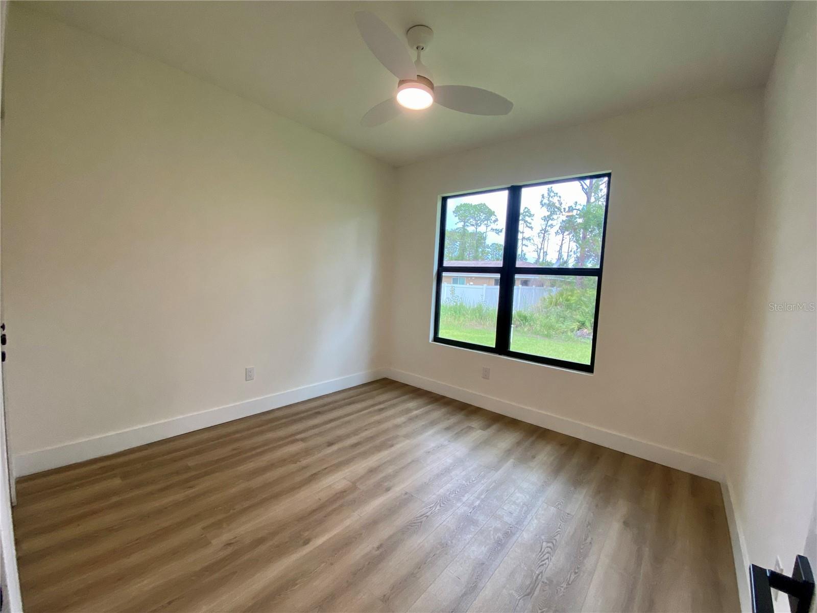 Image 18 of 33 For 3616 Bellefonte Avenue