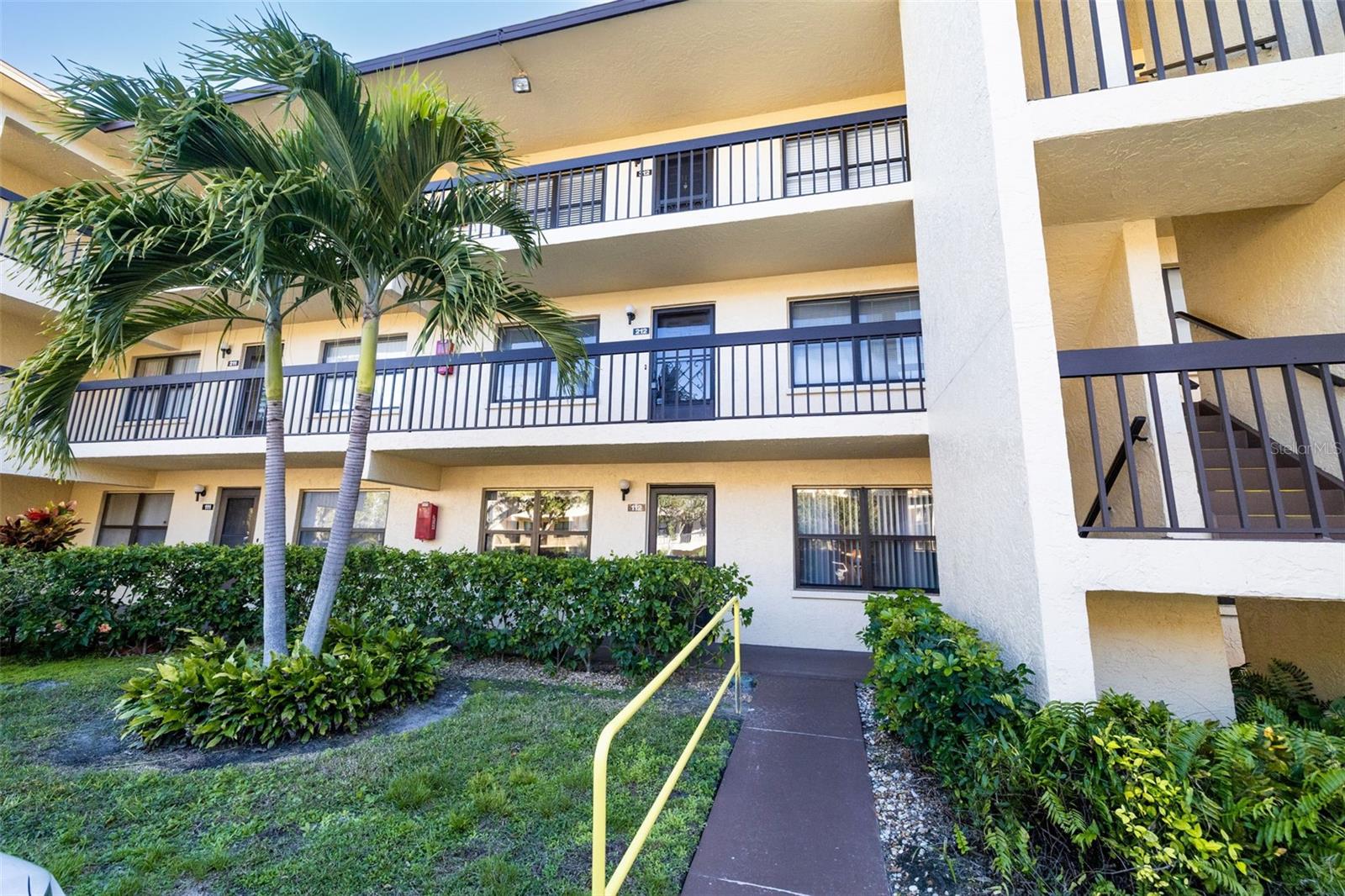 Details for 425 30th Avenue W C112, BRADENTON, FL 34205