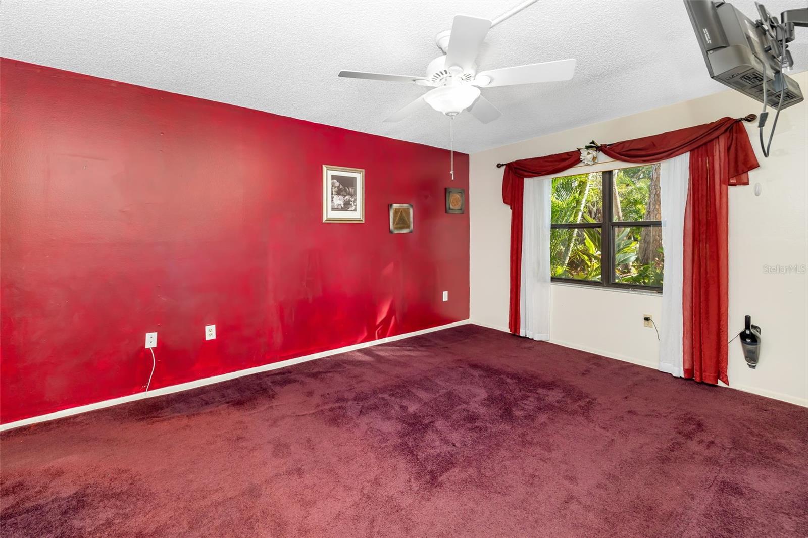 Image 21 of 55 For 425 30th Avenue W C112