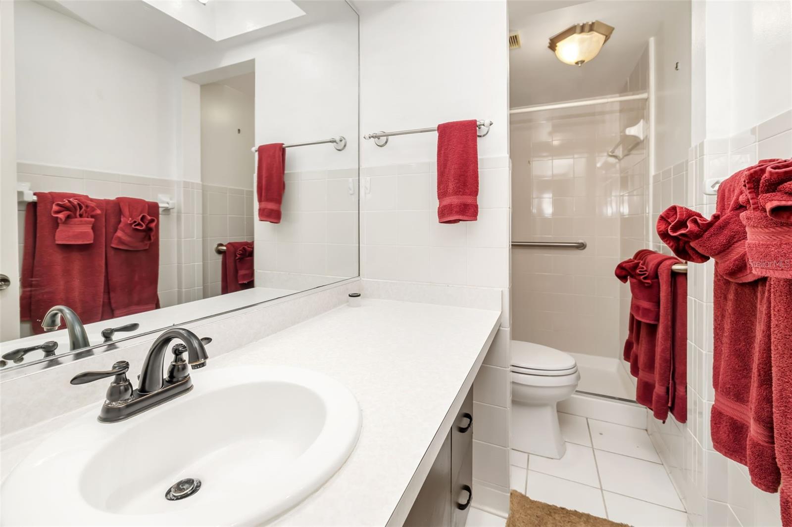 Image 24 of 55 For 425 30th Avenue W C112