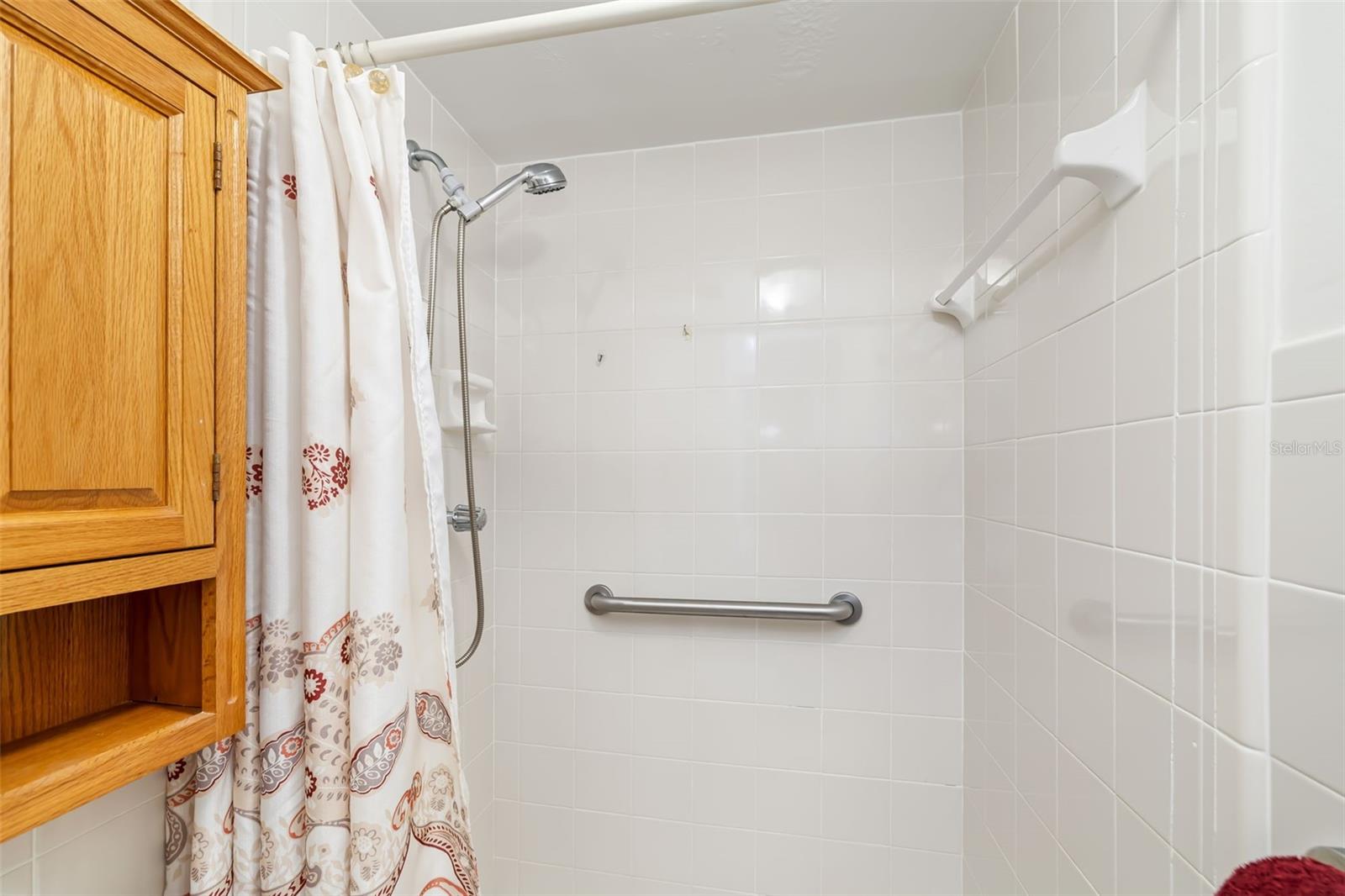 Image 25 of 55 For 425 30th Avenue W C112