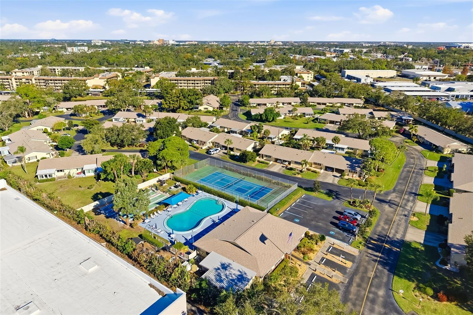 Image 30 of 55 For 425 30th Avenue W C112