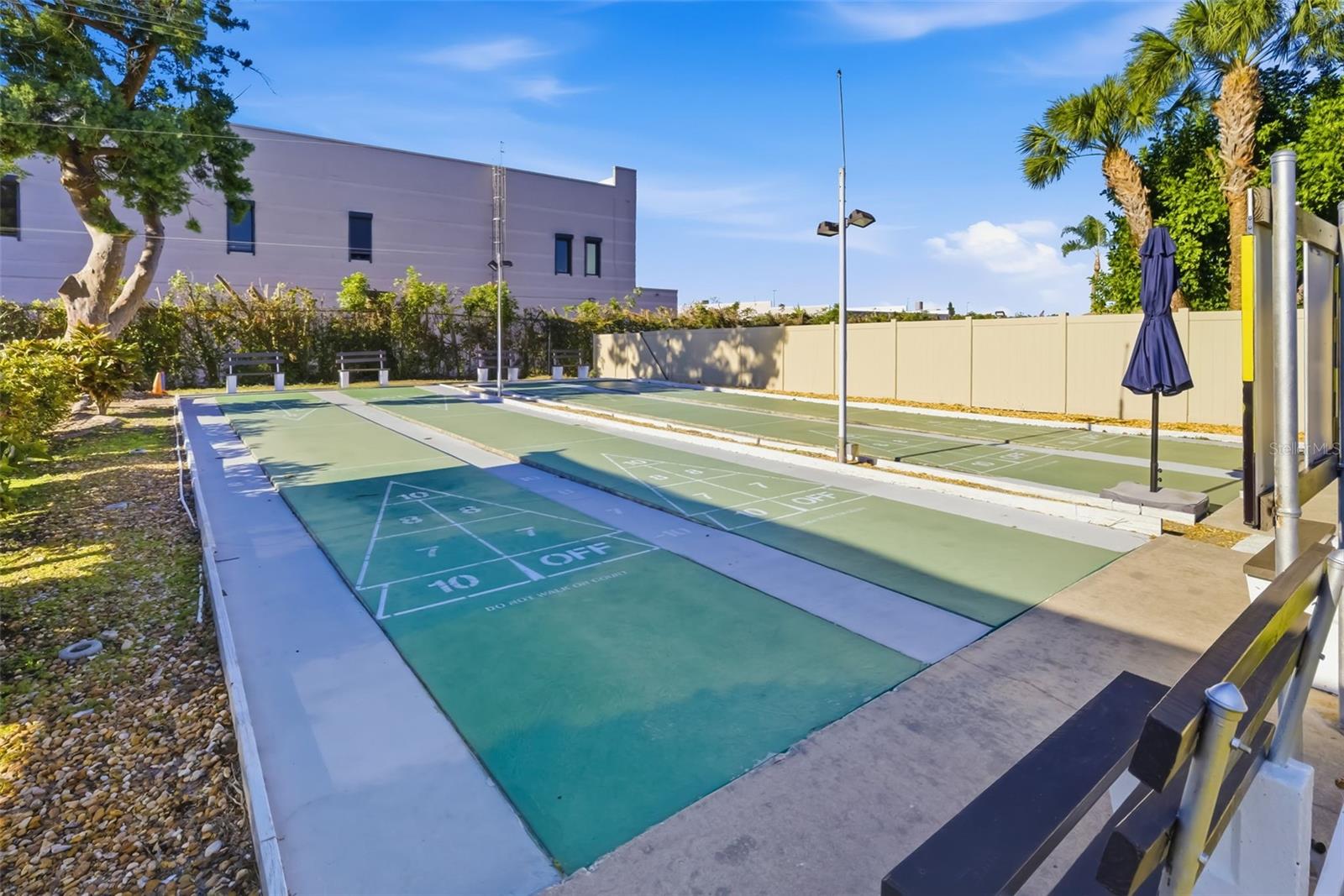 Image 36 of 55 For 425 30th Avenue W C112