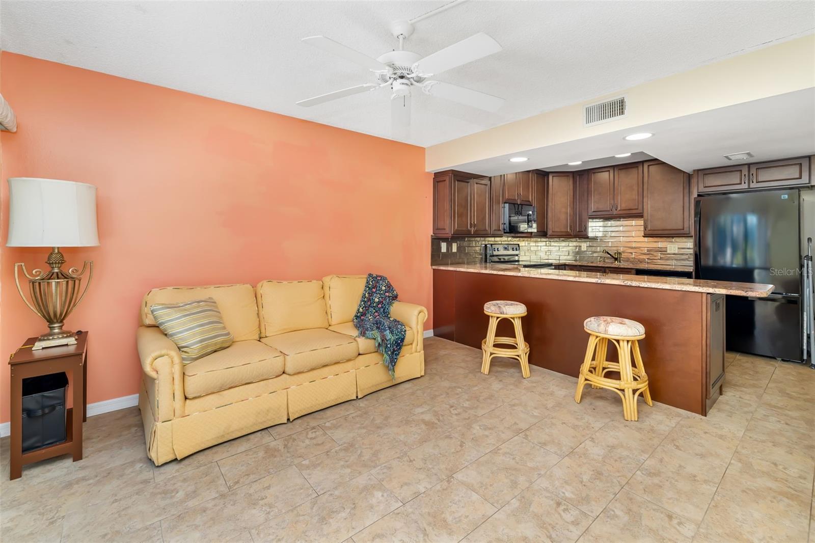 Image 7 of 55 For 425 30th Avenue W C112