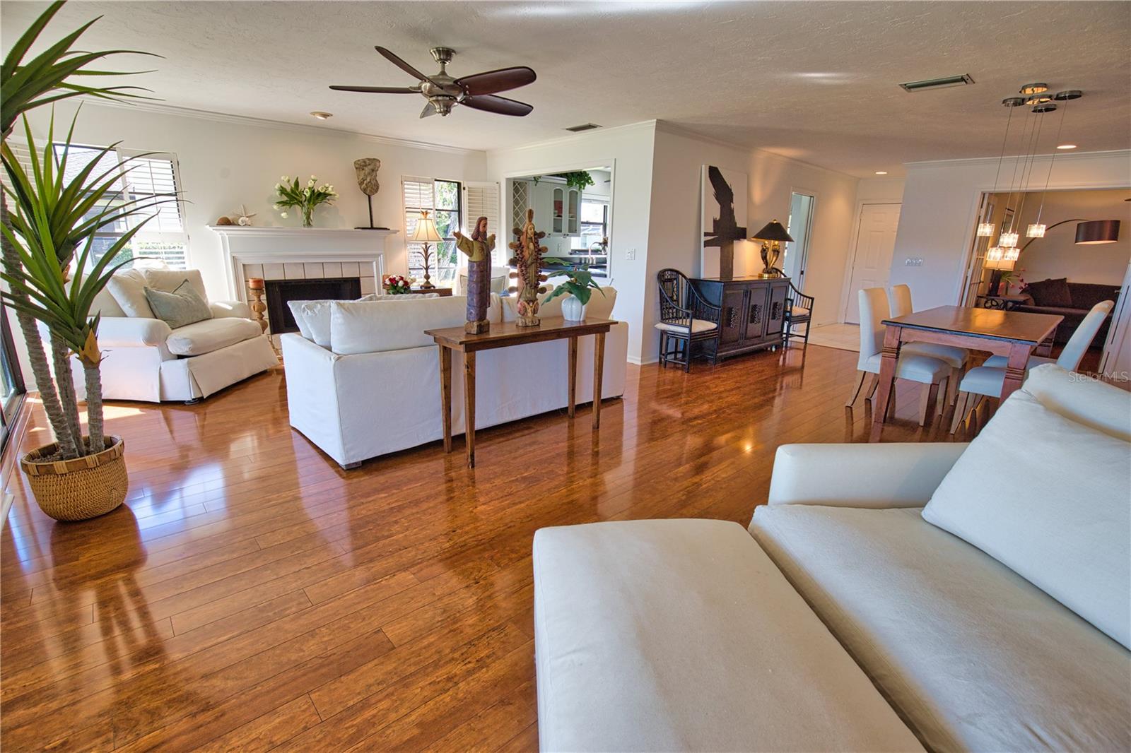 Image 14 of 61 For 7357 Ballantrae Place 26a