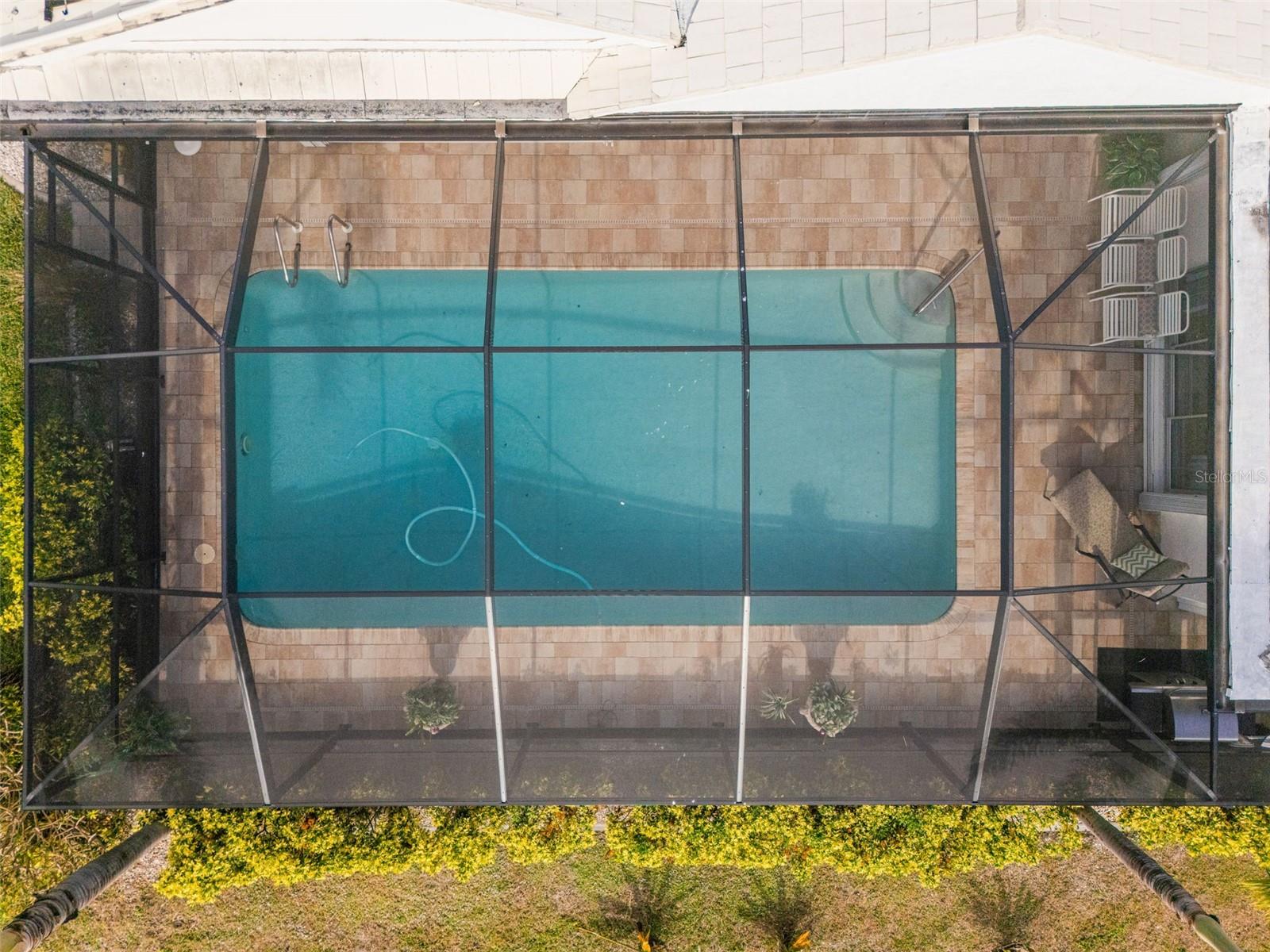 Image 51 of 52 For 402 Devonshire Lane