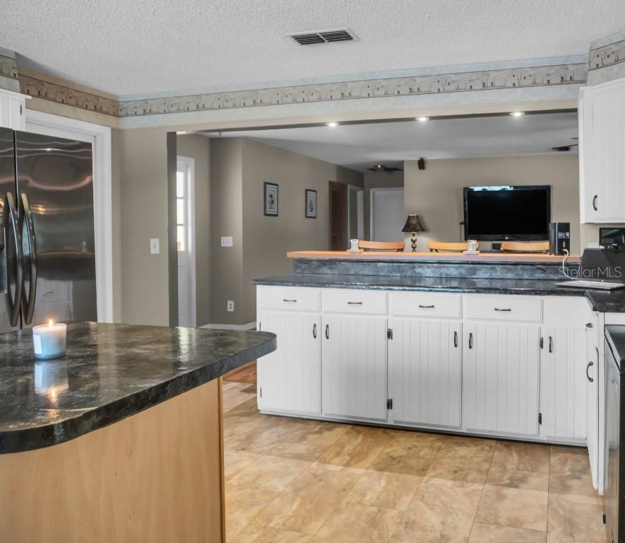 Image 10 of 52 For 135 Ashley Lake Drive