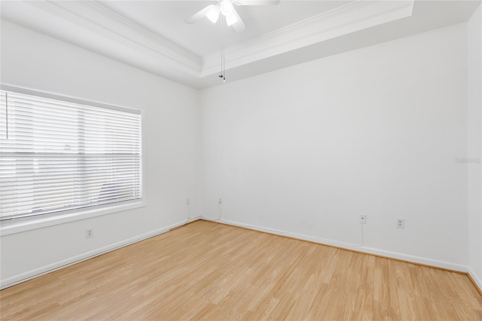 Image 14 of 36 For 4802 51st Street W 512